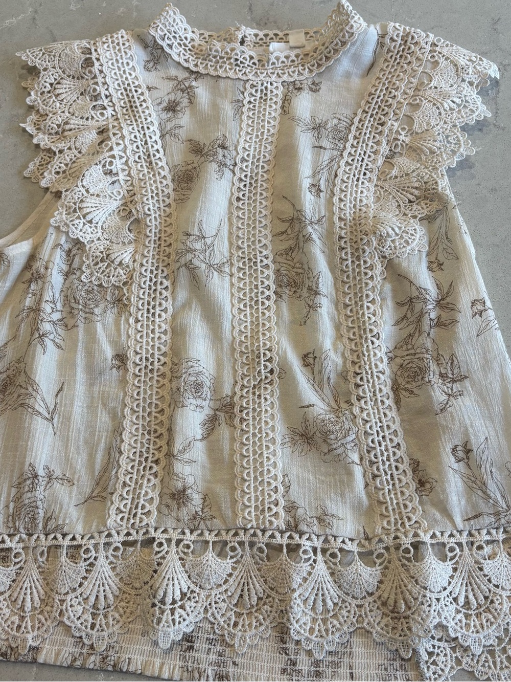 Mine Brand Cream Floral Lace-Trim Sleeveless Camisole